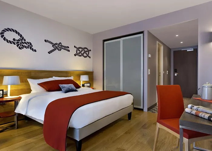 Citadines Michel Aparthotel
