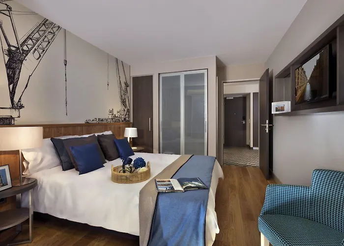 Citadines Michel
